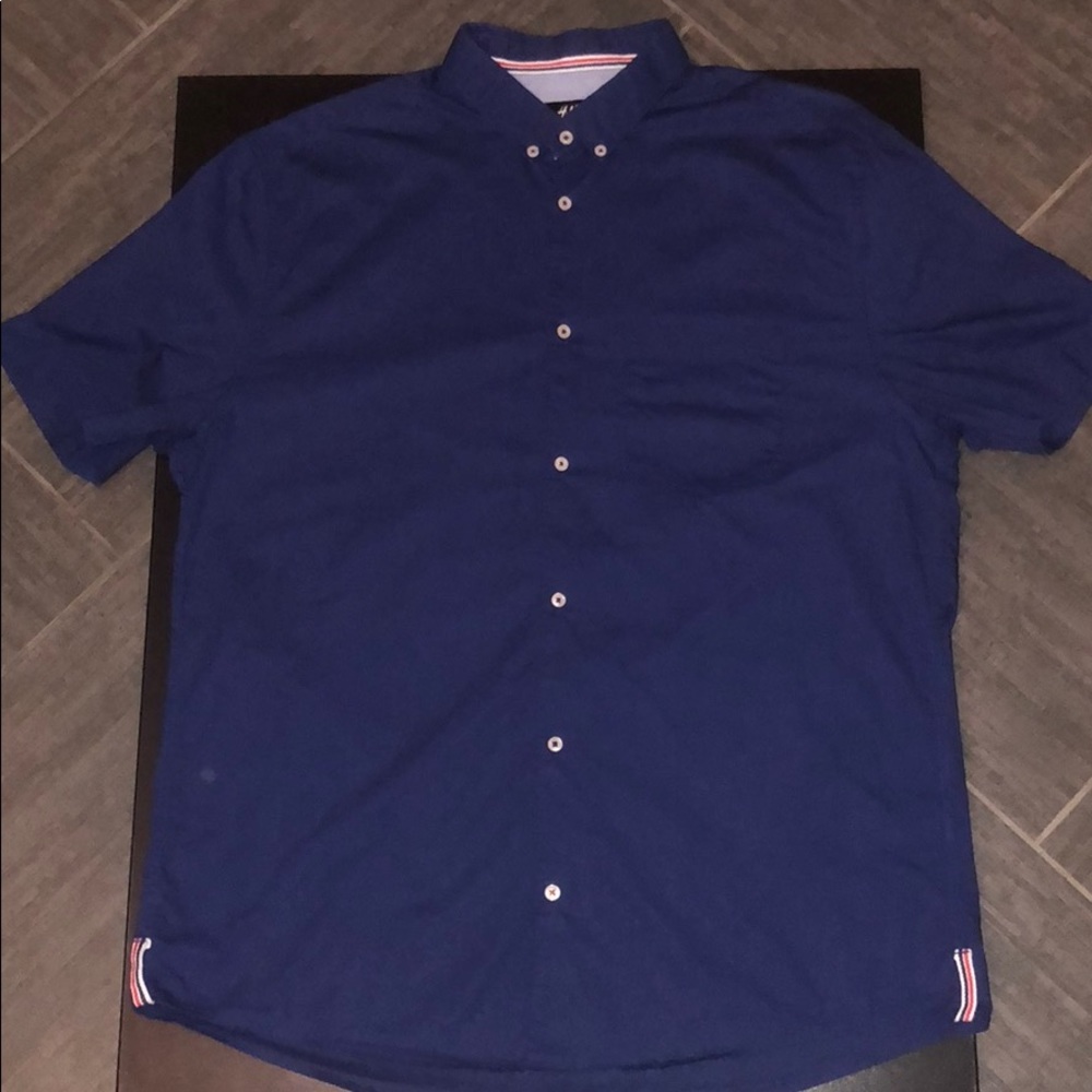 Short-Sleeve Button Up